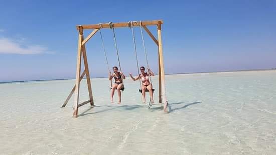 <span>Relaxation & Free Time </span>Sunbathing & Island Exploration
